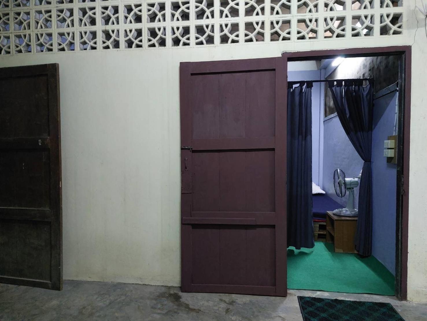 Hostelbed And Retreat Phitsanulok Luaran gambar
