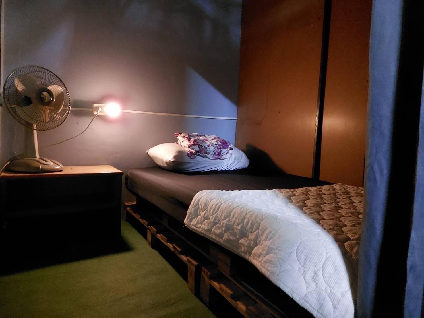 Hostelbed And Retreat Phitsanulok Luaran gambar
