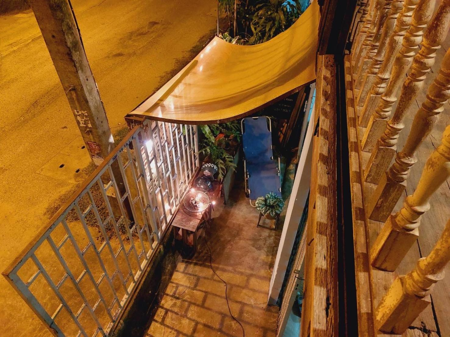 Hostelbed And Retreat Phitsanulok Luaran gambar