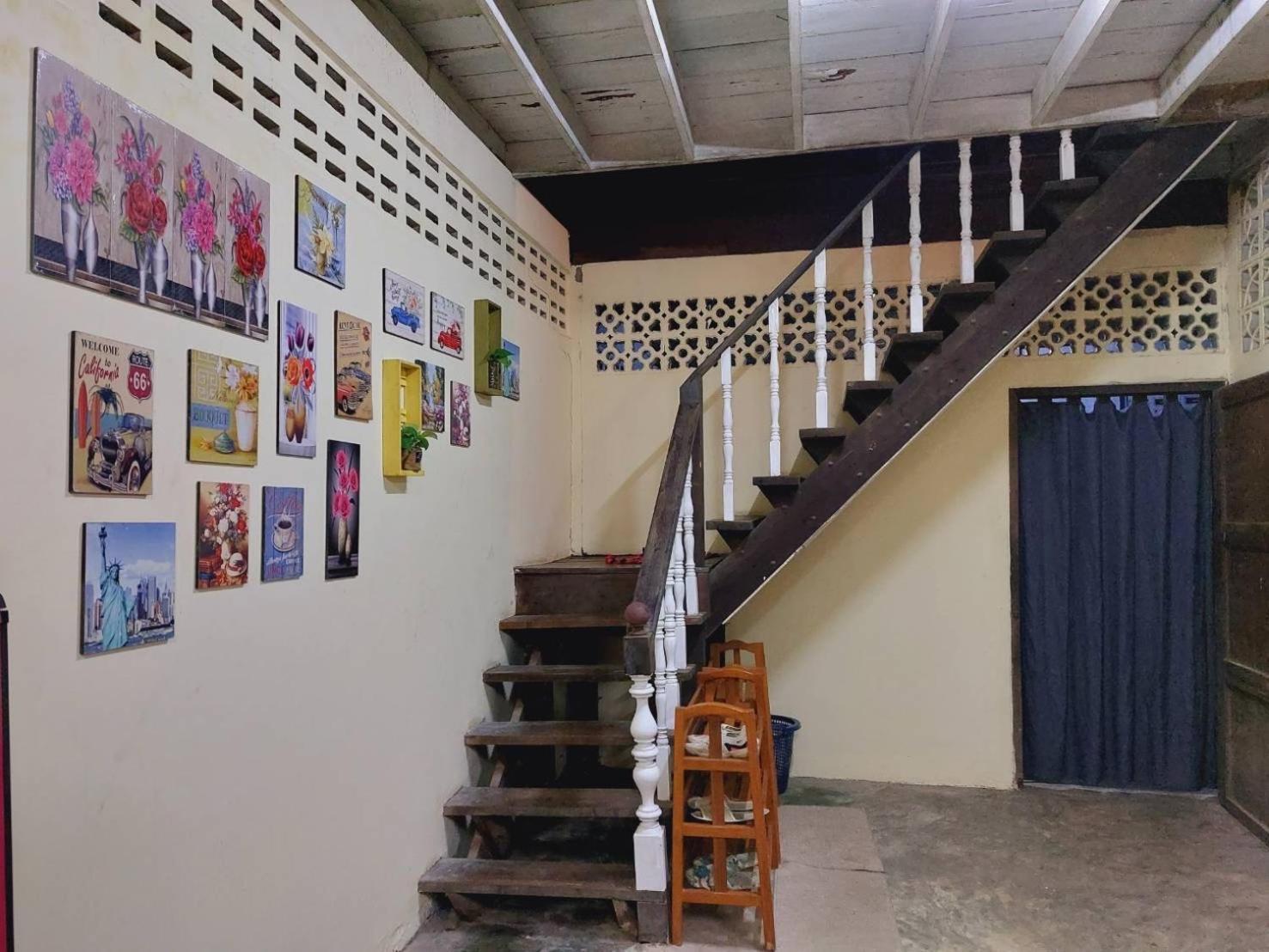 Hostelbed And Retreat Phitsanulok Luaran gambar