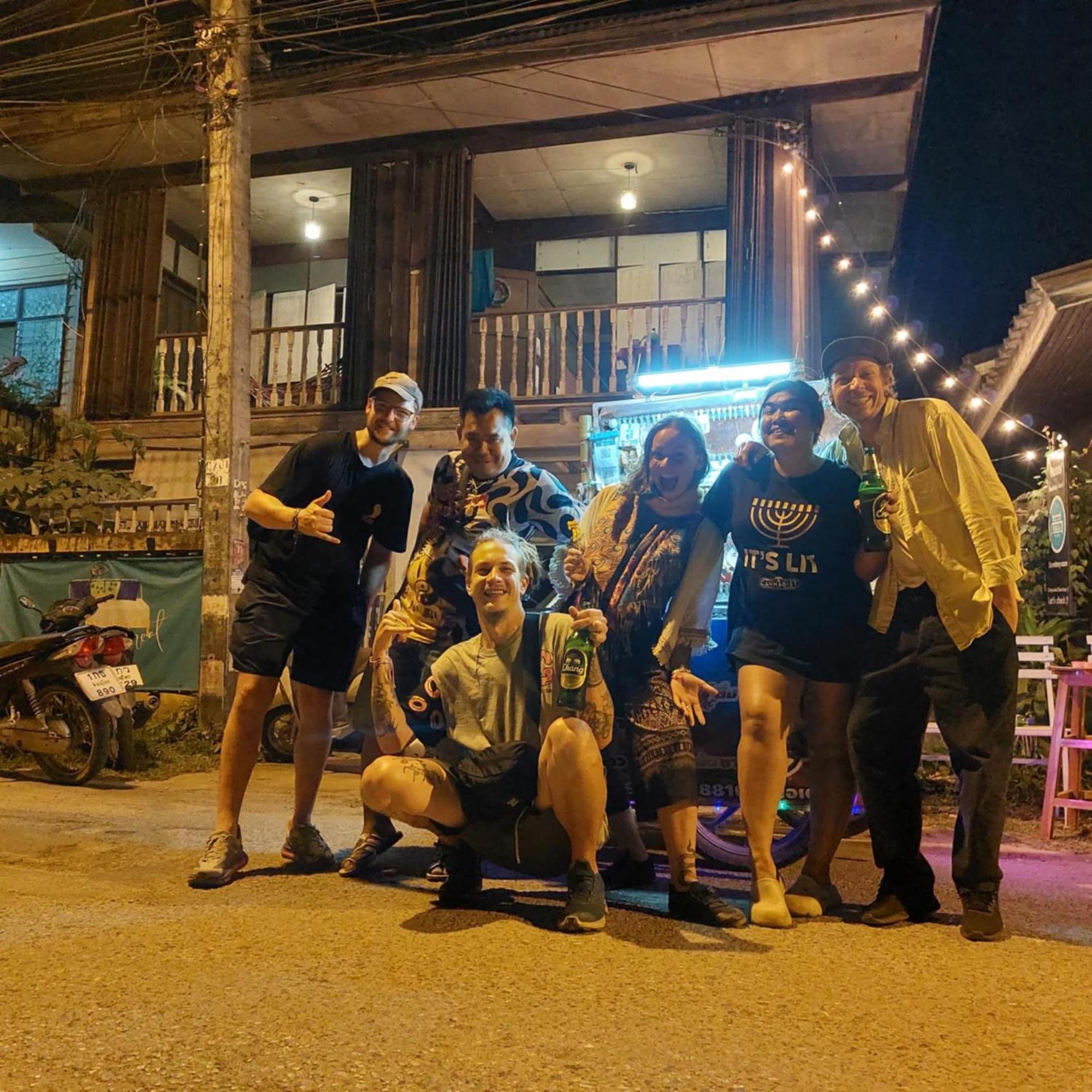 Hostelbed And Retreat Phitsanulok Luaran gambar